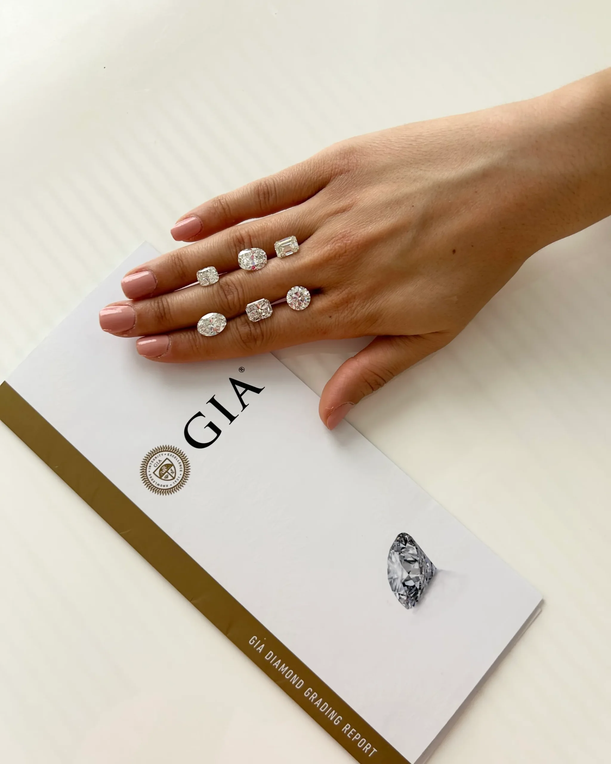 GIA تعيد تعريف الماس المزروع معمليا بدون “4cs”