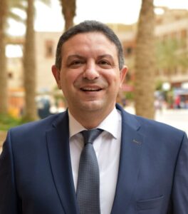 دكتور أشرف شتا- استشاري حوكمة الشركات العائلية- عضو هيئة تدريس الجامعة الأمريكية سابقا