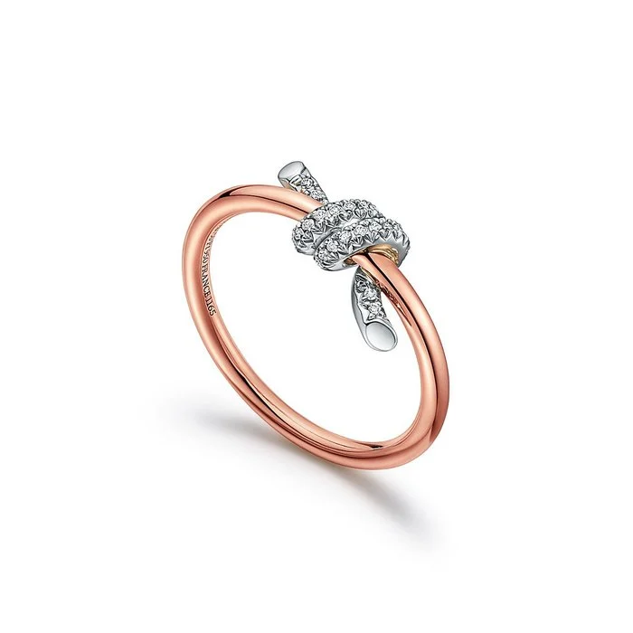 تيفاني آند كو- الإمارات- حملة تحت هلال واحد- خاتم عقدة