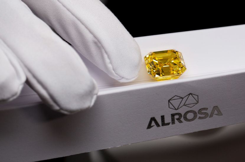 الماس الروسي تأثر بفرض عقوبات على روسيا من الغرب