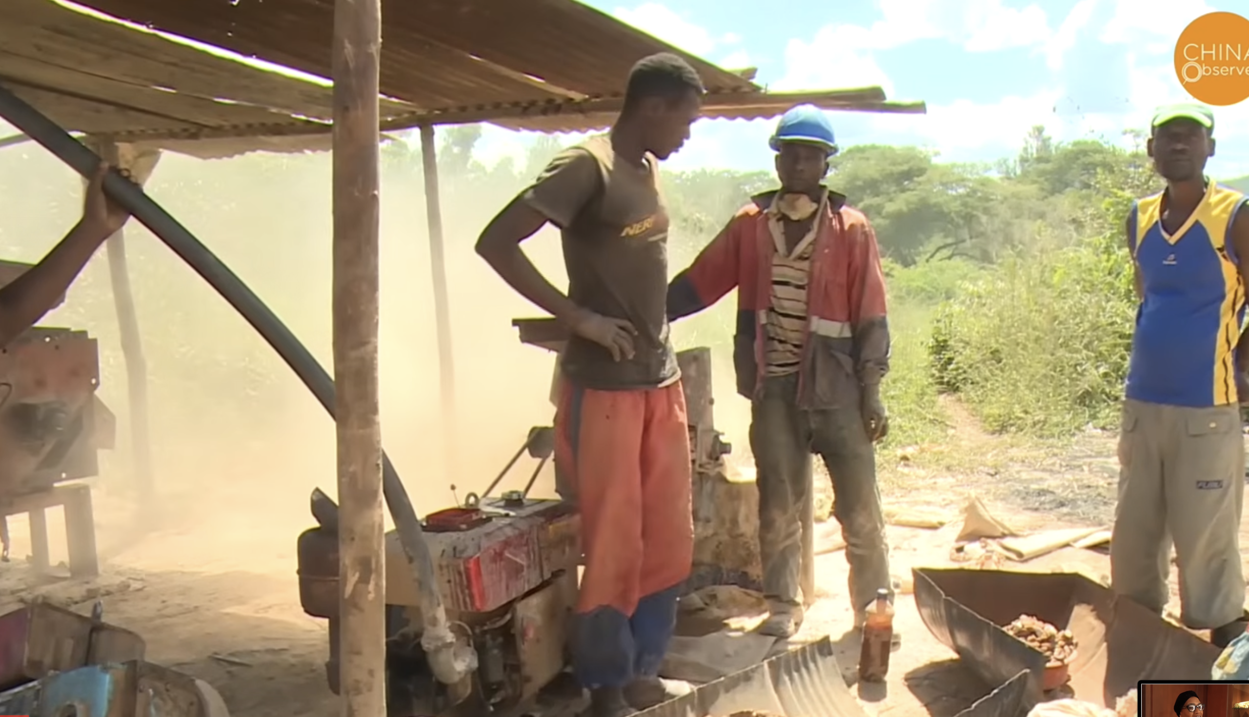 عمال المناجم الحرفيون يساهمون ب ٧٠٪ من إجمالي إنتاج زيمبابوي من الذهب سنويا