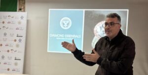 دكتور تامر فاروق المدير التنفيذي لمركز تكنولوجيا الحلي والمجوهرات