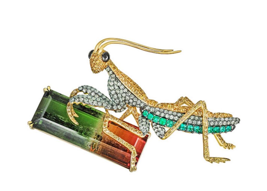 تصميم دار Nelson Jewellery- مستوحى من الطبيعة باستخدام الأحجار الملونة
