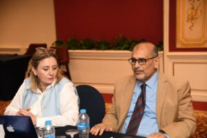 دكتور حسن بخيت أثناء جلسة افتتاح المنتدى الدولي للمعادن والأحجار الثمينة