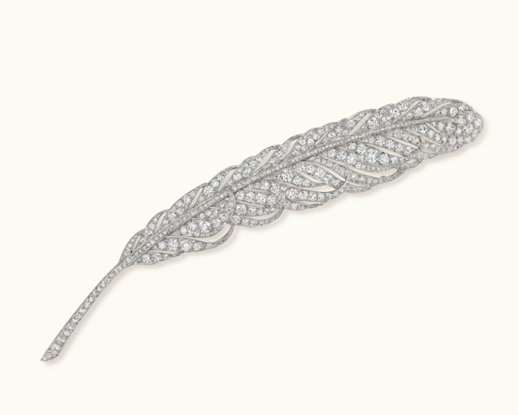 ريشة Van Cleef & Arpels المرصعة ريشة Van Cleef & Arpels المرصعة