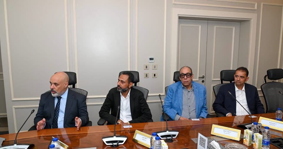 أعضاء شعبة صناعة الذهب والمعادن الثمينة