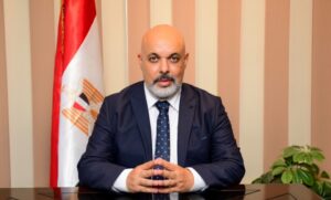 إيهاب واصف رئيس شعبة صناعة الذهب والمعادن الثمينة