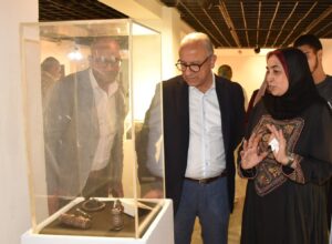 افتتاح معرض "بصمة وثقب" للفنانة رشا القصير